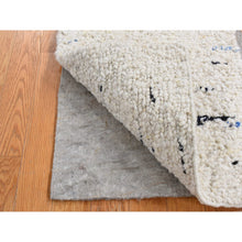 Load image into Gallery viewer, 1&#39;9&quot;x1&#39;9&quot; Ivory, 100% Wool, Hand Knotted, Thick Chunky Texture, Sample Fragment, Natural Wool, Looped Pile, Square Oriental Rug FWR524478