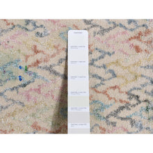 Load image into Gallery viewer, 1&#39;2&quot;x2&#39; Ivory, 100% Wool, Hand Knotted, Modern Design, Sample Mat Oriental Rug FWR525258