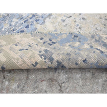 Load image into Gallery viewer, 9&#39;x9&#39; Little Boy Blue, Broken Mosaic Design, Wool And Silk, Hand Knotted, Round Oriental Rug FWR525408