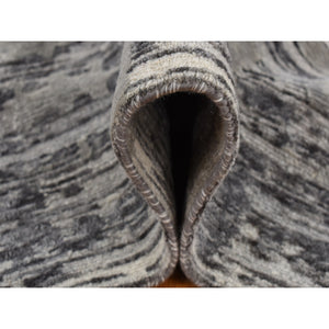 10'1"x10'1" Medium Gray, Hand Spun Undyed Natural Wool, Modern Design, Hand Knotted, Square Oriental Rug FWR526230