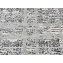 Load image into Gallery viewer, 10&#39;1&quot;x10&#39;1&quot; Medium Gray, Hand Spun Undyed Natural Wool, Modern Criss Cross Erased Design, Hand Knotted, Square Oriental Rug FWR526230