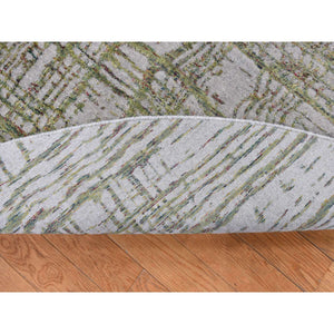 5'10"x5'10" Thunder Gray, Fine Jacquard Hand Loomed, Modern Safari Jagged Stripe Design, Pure Wool, Round Oriental Rug FWR526272