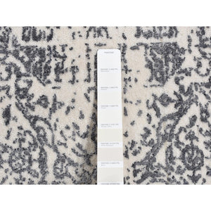 6'x6' Ivory with Mix of Gray, Hand Loomed with Mamluk Design, Tone on Tone, Pure Wool, Round Oriental Rug FWR526290