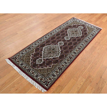 Load image into Gallery viewer, 2&#39;8&quot;x6&#39;10&quot; Sangria Red, Tabriz Mahi, 100% Wool, Hand Knotted, Short Runner Oriental Rug FWR526332