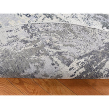 Load image into Gallery viewer, 8&#39;1&quot;x8&#39;1&quot; Smokey Gray, Abstract Design, Wool And Pure Silk, Hand Knotted, Round Oriental Rug FWR526458