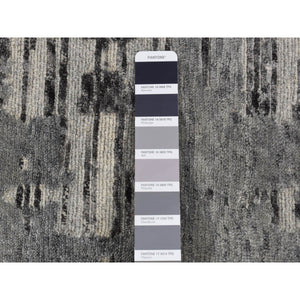 8'x8' Sonic Gray, Hand Spun Undyed Natural Wool, Modern Criss Cross Erased Design, Hand Knotted, Round Oriental Rug FWR526470