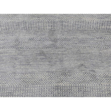 Load image into Gallery viewer, 10&#39;x10&#39; Medium Gray, Wool and Silk, Grass Design, Hand Knotted, Round Oriental Rug FWR526524