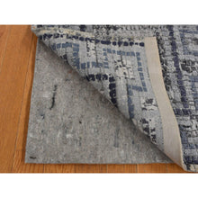 Load image into Gallery viewer, 2&#39;3&quot;x3&#39;2&quot; Cloud Gray, Silken, Roman Mosaic Design, Hand Knotted, Sample Oriental Rug FWR526830