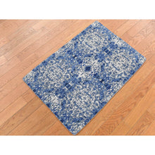 Load image into Gallery viewer, 2&#39;x3&#39; Medium Sapphire Blue, Transitional Design, Wool and Silk, Hand Knotted, Sample Oriental Rug FWR526890