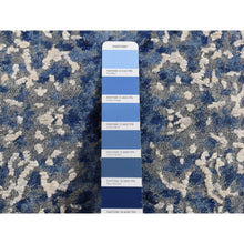 Load image into Gallery viewer, 2&#39;x3&#39; Medium Sapphire Blue, Transitional Design, Wool and Silk, Hand Knotted, Sample Oriental Rug FWR526890