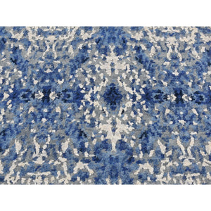 2'x3' Medium Sapphire Blue, Transitional Design, Wool and Silk, Hand Knotted, Sample Oriental Rug FWR526890