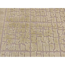 Load image into Gallery viewer, 2&#39;x3&#39; Vanilla White, Modern Design, Raised Pile, Hand Knotted, 100% Wool, Sample Oriental Rug FWR526974