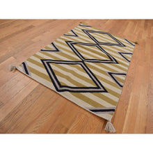 Load image into Gallery viewer, 3&#39;2&quot;x5&#39; Cream Color, Navajo Striped Design, Flat Weave, Hand Woven, Oriental Rug FWR526986