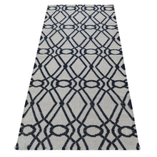 Load image into Gallery viewer, 2&#39;9&#39;&#39;x6&#39; Goose Gray, Wool, Flat Weave, Hand Woven, Durie Kilim, Geometric Design, Reversible, Runner Oriental Rug FWR527004