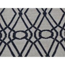 Load image into Gallery viewer, 2&#39;9&#39;&#39;x6&#39; Goose Gray, Wool, Flat Weave, Hand Woven, Durie Kilim, Geometric Design, Reversible, Runner Oriental Rug FWR527004