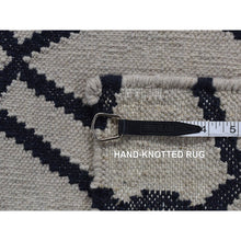 Load image into Gallery viewer, 2&#39;9&#39;&#39;x6&#39; Goose Gray, Wool, Flat Weave, Hand Woven, Durie Kilim, Geometric Design, Reversible, Runner Oriental Rug FWR527004