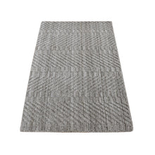 Load image into Gallery viewer, 2&#39;x3&#39; Taupe Gray, Tone on Tone Chevron Design, Hand Loomed, 100% Wool, Oriental Rug FWR527010