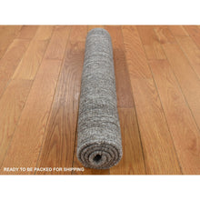 Load image into Gallery viewer, 2&#39;x3&#39; Taupe Gray, Tone on Tone Chevron Design, Hand Loomed, 100% Wool, Oriental Rug FWR527010