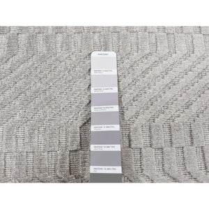 2'x3' Goose Gray, Tone on Tone Chevron Design, Hand Loomed, Wool and Silk, Oriental Rug FWR527028