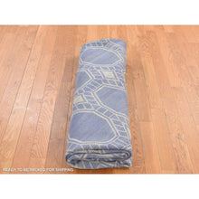 Load image into Gallery viewer, 9&#39;8&quot;x9&#39;8&quot; Spring White, 100% Wool, Hand Woven, Flat Weave Durie Kilim, Geometric Design, Reversible, Round Oriental Rug FWR527172