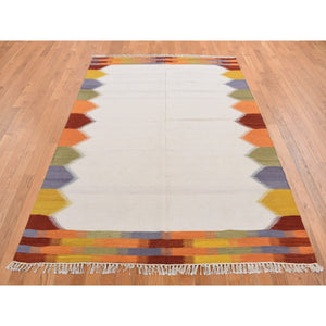 5'5"x7'10" Ivory, Hand Woven, Flat Weave Durie Kilim, Open Field Design, Pure Wool, Oriental Rug FWR527340