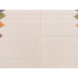 5'5"x7'10" Ivory, Hand Woven, Flat Weave Durie Kilim, Open Field Design, Pure Wool, Oriental Rug FWR527340
