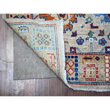 Load image into Gallery viewer, 3&#39;1&quot;x5&#39; White Gray, Aryana Collection, Mahal Design with Geometric Leaf Elements, Vegetable Dyes, Extra Soft Wool, Hand Knotted, Oriental Rug FWR530046