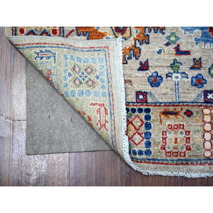 3'1"x5' White Gray, Aryana Collection, Mahal Design with Geometric Leaf Elements, Vegetable Dyes, Extra Soft Wool, Hand Knotted, Oriental Rug FWR530046
