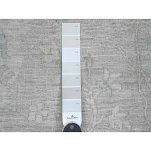 8'x8' Misty Gray, Washed Out Ziegler Mahal Revival with All Over Pattern, Hand Knotted, 100% Wool, Round, Oriental Rug FWR538770