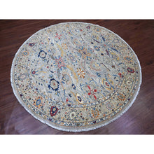 Load image into Gallery viewer, 7&#39;7&quot;x7&#39;7&quot; Cloud Gray, Aryana Collection, Peshawar with Ziegler Mahal Design, High Mountain Wool, Denser Weave, Hand Knotted, Round, Oriental Rug FWR539118