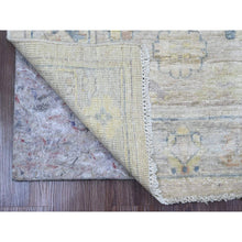Load image into Gallery viewer, 2&#39;8&quot;x5&#39;7&quot; Oyster Gray, Afghan Angora Oushak With All Over Leaf Design, Vegetable Dyes, Pure Wool, Hand Knotted, Short Runner, Oriental Rug FWR539730