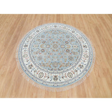 Load image into Gallery viewer, 6&#39;x6&#39; Beau Blue, 250 Kpsi, Pure Wool, Hand Knotted, Nain With All Over Flower Design, Round Oriental Rug FWR540102