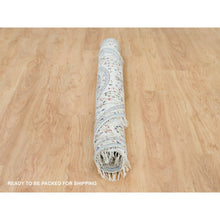 Load image into Gallery viewer, 6&#39;x6&#39; Beau Blue, 250 Kpsi, Pure Wool, Hand Knotted, Nain With All Over Flower Design, Round Oriental Rug FWR540102
