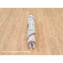 Load image into Gallery viewer, 4&#39;10&quot;x4&#39;10&quot; Burgundy Red, Nain With All Over Flower Design, 250 Kpsi, Extra Soft Wool, Hand Knotted, Round Oriental Rug FWR540108