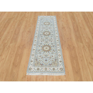 2'9"x8'4" Beau Blue, 250 Kpsi, Extra Soft Wool, Hand Knotted, Nain With Center Medallion Flower Design, Runner Oriental Rug FWR540180