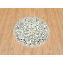 Load image into Gallery viewer, 3&#39;9&quot;x3&#39;9&quot; Powder White, Nain With All Over Flower Design, 250 Kpsi, 100% Wool, Hand Knotted, Round Oriental Rug FWR540222
