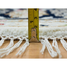 Load image into Gallery viewer, 6&#39;x6&#39; Powder White, Hand Knotted, Nain With All Over Flower Design, 250 Kpsi, Soft Wool, Round Oriental Rug FWR540408