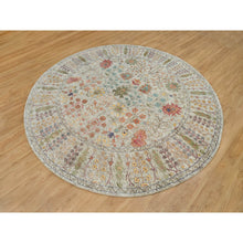 Load image into Gallery viewer, 10&#39;x10&#39; Candlelit Beige, Hand Knotted Silk With Textured Wool, Directional Vase Design, Round Oriental Rug FWR541506