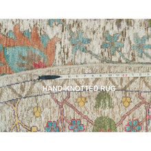 Load image into Gallery viewer, 10&#39;x10&#39; Candlelit Beige, Hand Knotted Silk With Textured Wool, Directional Vase Design, Round Oriental Rug FWR541506