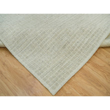 Load image into Gallery viewer, 10&#39;x13&#39;9&quot; Moonlight White, Plain Decor Modern Box Design, Loom Knotted 100% Undyed natural wool, Oriental Rug FWR542046