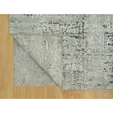 Load image into Gallery viewer, 3&#39;x5&#39; Vaporous Gray, Undyed Pure Wool, Modern Hand Spun Design, Cut And Loop Pile, Hand Knotted Oriental Rug FWR542544