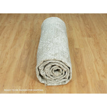 Load image into Gallery viewer, 13&#39;10&quot;x13&#39;10&quot; Pale Smoke Gray, Persian Design, Soft to Touch, Denser Weave, Hand Knotted, Wool and Silk, Round Oriental Rug FWR542898