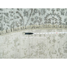 Load image into Gallery viewer, 13&#39;10&quot;x13&#39;10&quot; Pale Smoke Gray, Persian Design, Soft To Touch, Denser Weave, Hand Knotted, Wool And Silk, Round Oriental Rug FWR542898