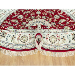 8'x8' Barn Red, Densely Woven 250 KPSI, Soft Wool, Hand Knotted Nain Large Center Medallion Flower Design, Oriental Round Rug FWR542976