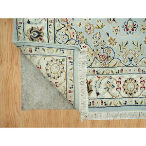 4'2"x6'1" Blue Hydrangea, Nain Densely Woven Center Medallion Flower Design, 250 Kpsi, Hand Knotted 100% Wool, Oriental Rug FWR543054