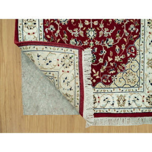 2'7"x4'1" Sun Dried Tomato Red, Extra Soft Wool Nain With Large Central Medallion Floral Design, 250 Kpsi Hand Knotted Oriental Rug FWR543090