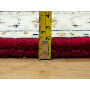 2'7"x4'1" Sun Dried Tomato Red, Extra Soft Wool Nain With Large Central Medallion Floral Design, 250 Kpsi Hand Knotted Oriental Rug FWR543090