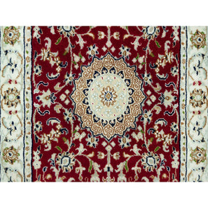 2'4"x4'9" Burnt Peanut Red, 250 Kpsi, Nain With Center Medallion Flower Design, Densely Woven Natural Wool, Hand Knotted, Oriental Runner Rug FWR543096