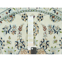 Load image into Gallery viewer, 5&#39;x5&#39; Droplets White, Hand Knotted Nain With Center Medallion Floral Design, Denser Weave 250 KPSI, Soft Wool, Round Oriental Rug FWR543702