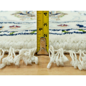 5'x5' Droplets White, Hand Knotted Nain With Center Medallion Floral Design, Denser Weave 250 KPSI, Soft Wool, Round Oriental Rug FWR543702